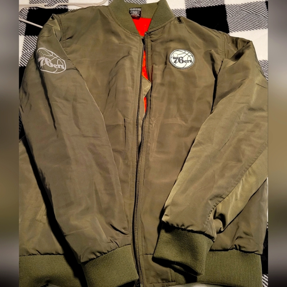 Mens 76ers jacket NWT